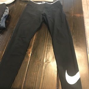 Nike leggings